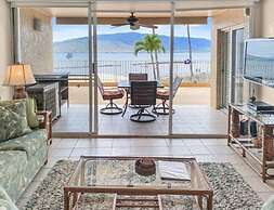 Menehune Shores #209 2 Bedroom Condo by RedAwning