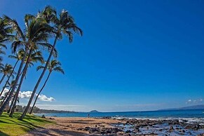 Kihei Surfside #102 1 Bedroom Condo by RedAwning