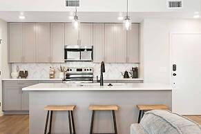 Lagoon Breeze 2 Bedroom Condo