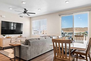 Lagoon Breeze 2 Bedroom Condo