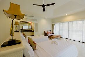 Villa Raya Private Pool Villas Resort