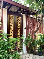 Villa Raya Private Pool Villas Resort