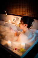 Villa Raya Private Pool Villas Resort