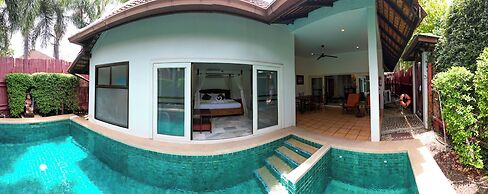 Villa Raya Private Pool Villas Resort