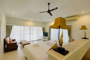 Villa Raya Private Pool Villas Resort