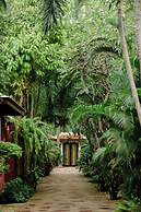 Villa Raya Private Pool Villas Resort