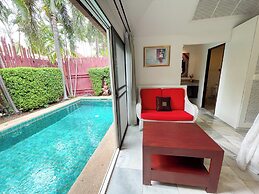 Villa Raya Private Pool Villas Resort