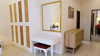 Villa Raya Private Pool Villas Resort