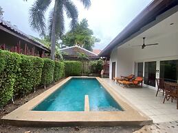 Villa Raya Private Pool Villas Resort