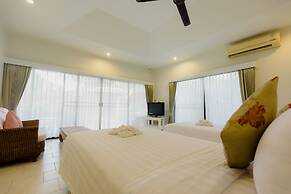 Villa Raya Private Pool Villas Resort