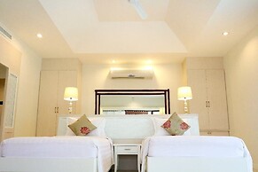 Villa Raya Private Pool Villas Resort