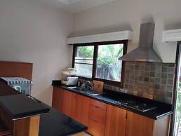 Villa Raya Private Pool Villas Resort