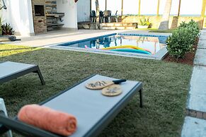 Maravilhosa casa pé na areia em Itamaracá