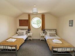 Hillside Lodge