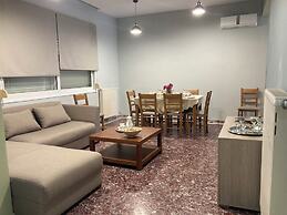 Yanni's Urban Residence