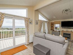 Platinum Lodge