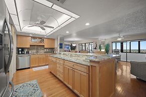 Oceanfront Penthouse #11b