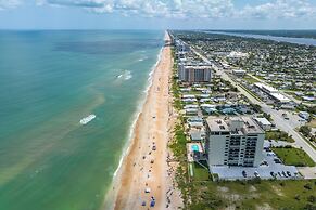 Oceanfront Penthouse #11b