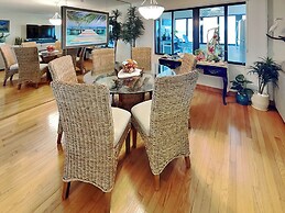 Oceanfront Penthouse #11b