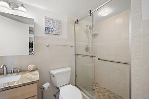 Oceanfront Penthouse #11b