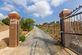 Paredones II Villa Caminito del Rey