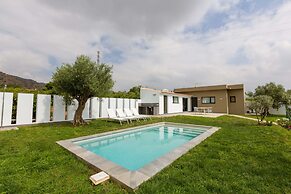 Paredones II Villa Caminito del Rey