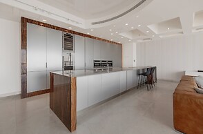 The TLV DREAM by BREEZ