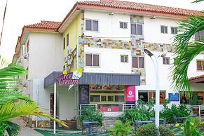 Ave Maria Hotel