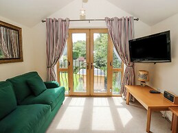 Bradley Manor