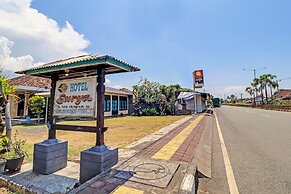 SPOT ON 92028 Hotel Surya Near Pelabuhan Gilimanuk