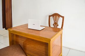 SPOT ON 91463 Obby Guest House