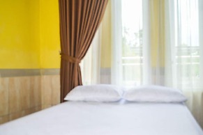 SPOT ON 91463 Obby Guest House