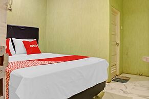 OYO 90112 Hotel Permata Inn