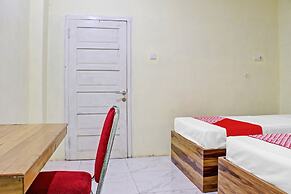 OYO 90112 Hotel Permata Inn