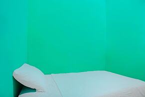 SPOT ON 92186 Penginapan LorraNearPasar Oleh Oleh