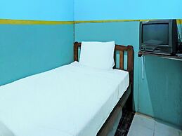 OYO 92327 Homestay Semarang Baru SyariahNearNagoya Hill Shopping Mall
