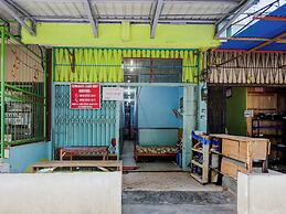 OYO 92327 Homestay Semarang Baru SyariahNearNagoya Hill Shopping Mall