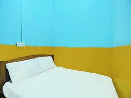 OYO 92327 Homestay Semarang Baru SyariahNearNagoya Hill Shopping Mall