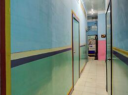 OYO 92327 Homestay Semarang Baru SyariahNearNagoya Hill Shopping Mall