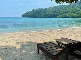 Playa La Caleta Bataan