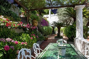 Villa La Conchiglia by Elite Villas