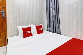 OYO 92256 Sentosa Residence