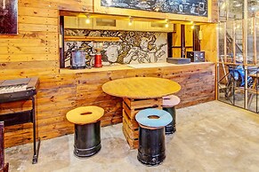 OYO 92256 Sentosa Residence