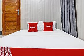 OYO 92256 Sentosa Residence