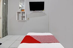 OYO 92256 Sentosa Residence