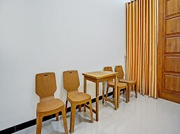 OYO Ipeda Family Residence 2