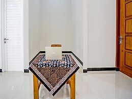 OYO Ipeda Family Residence 2