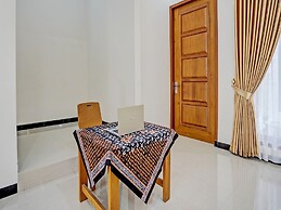 OYO Ipeda Family Residence 2