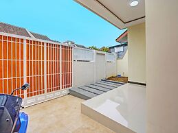 OYO Ipeda Family Residence 2