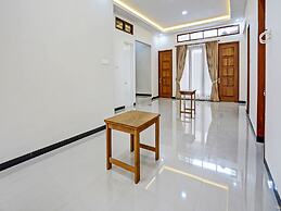 OYO Ipeda Family Residence 2